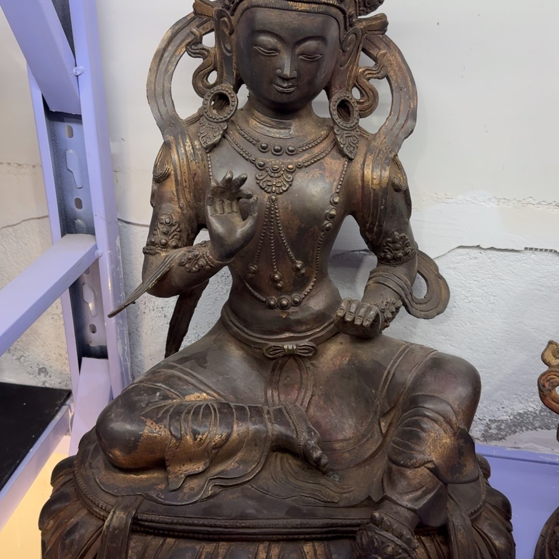 有机玻璃鎏金度姆菩萨