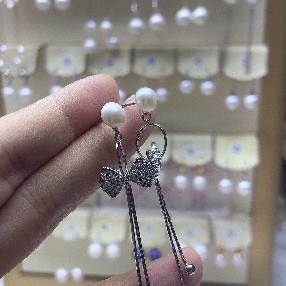 银S925镶嵌淡水珍珠耳饰