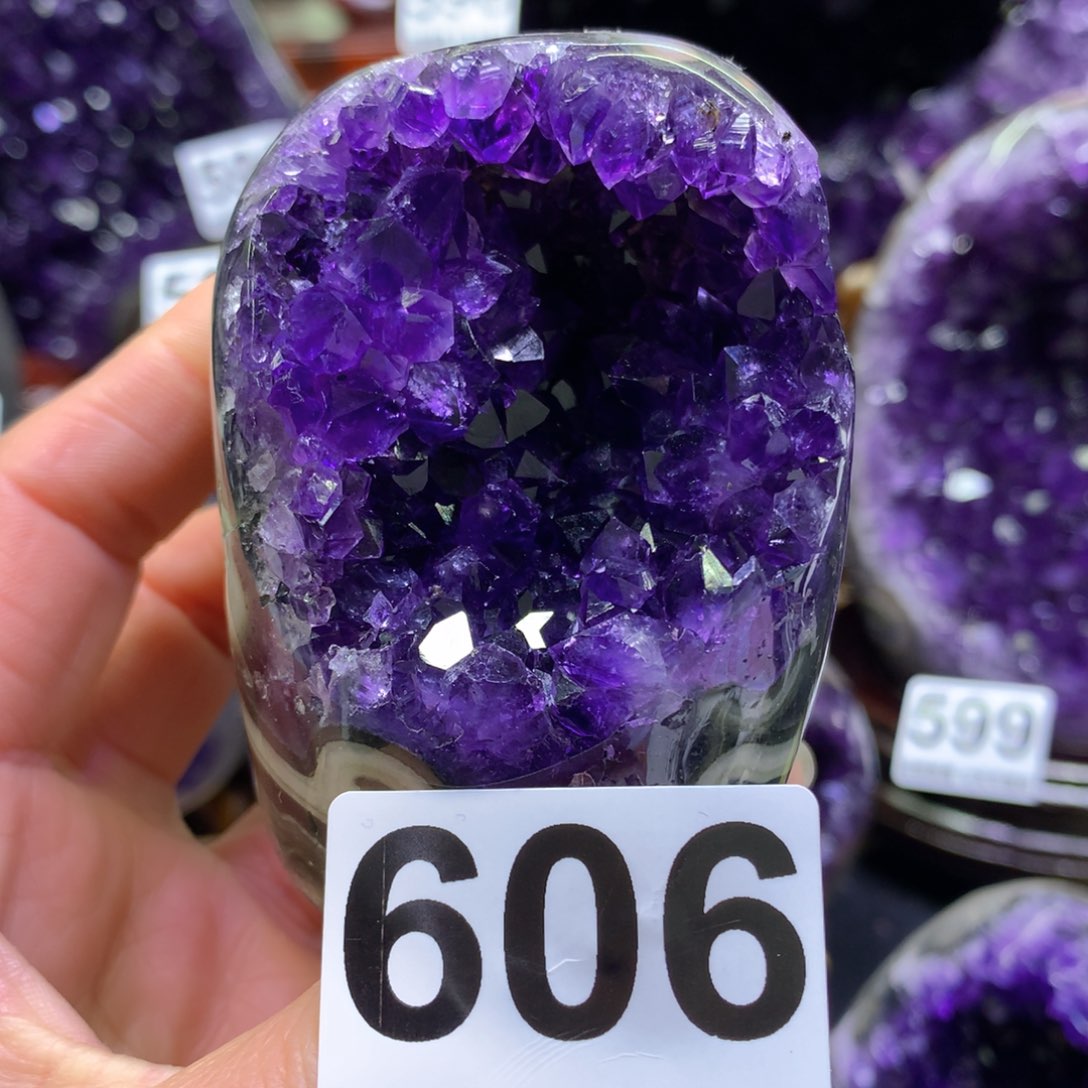 水晶摆件未镶嵌橘****吃