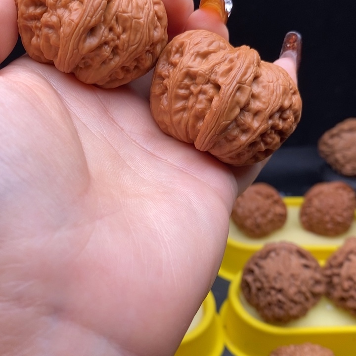 漫****把件文玩核桃元宝