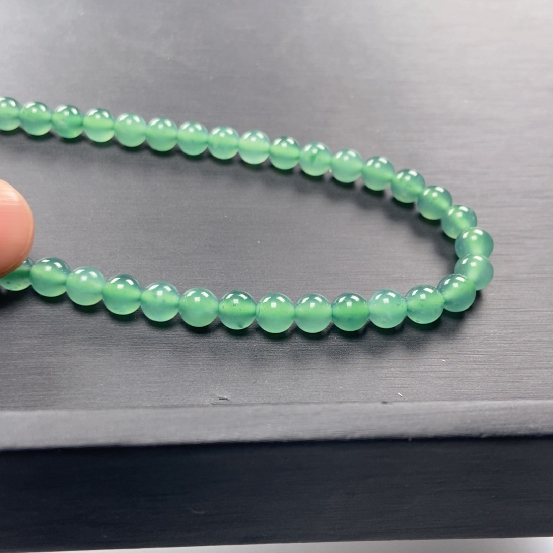 翡翠手链未镶嵌多样性发货其一