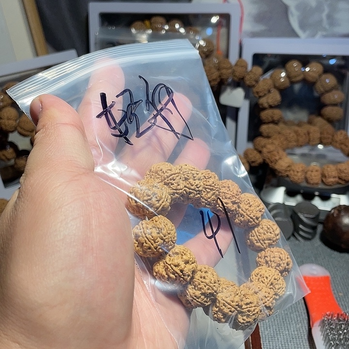 轻***渡金刚菩提吊坠六瓣