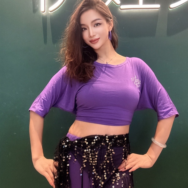 2025新款“绝绝紫”肚皮舞东方舞练功服上衣宽松舒适裸感高级超好穿