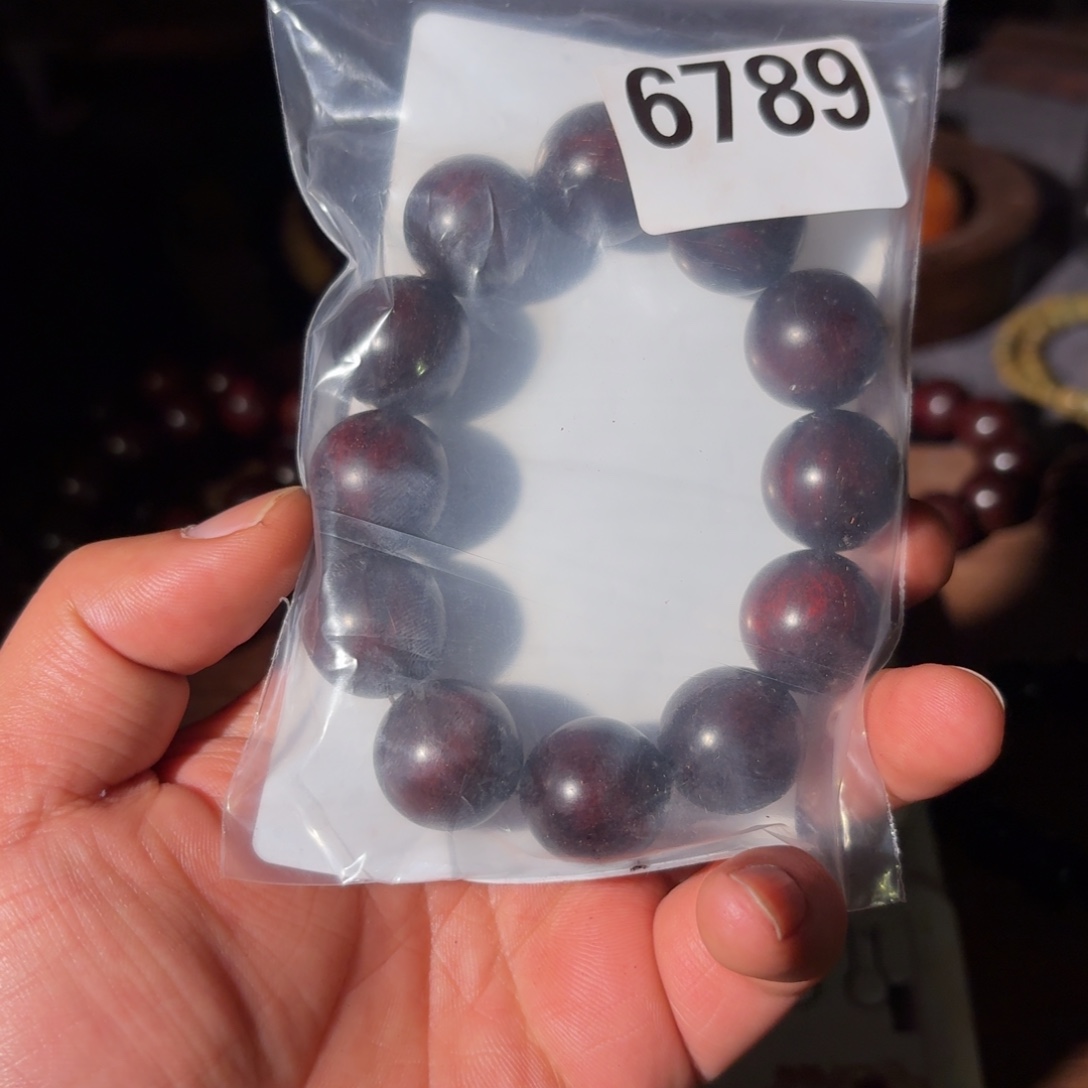 鲁***工檀香紫檀（小叶紫檀）6789