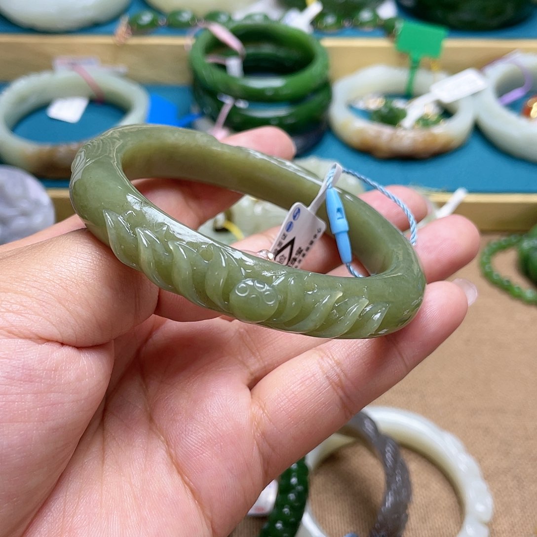 【闪购商品】和田玉手镯61圈口71未镶嵌