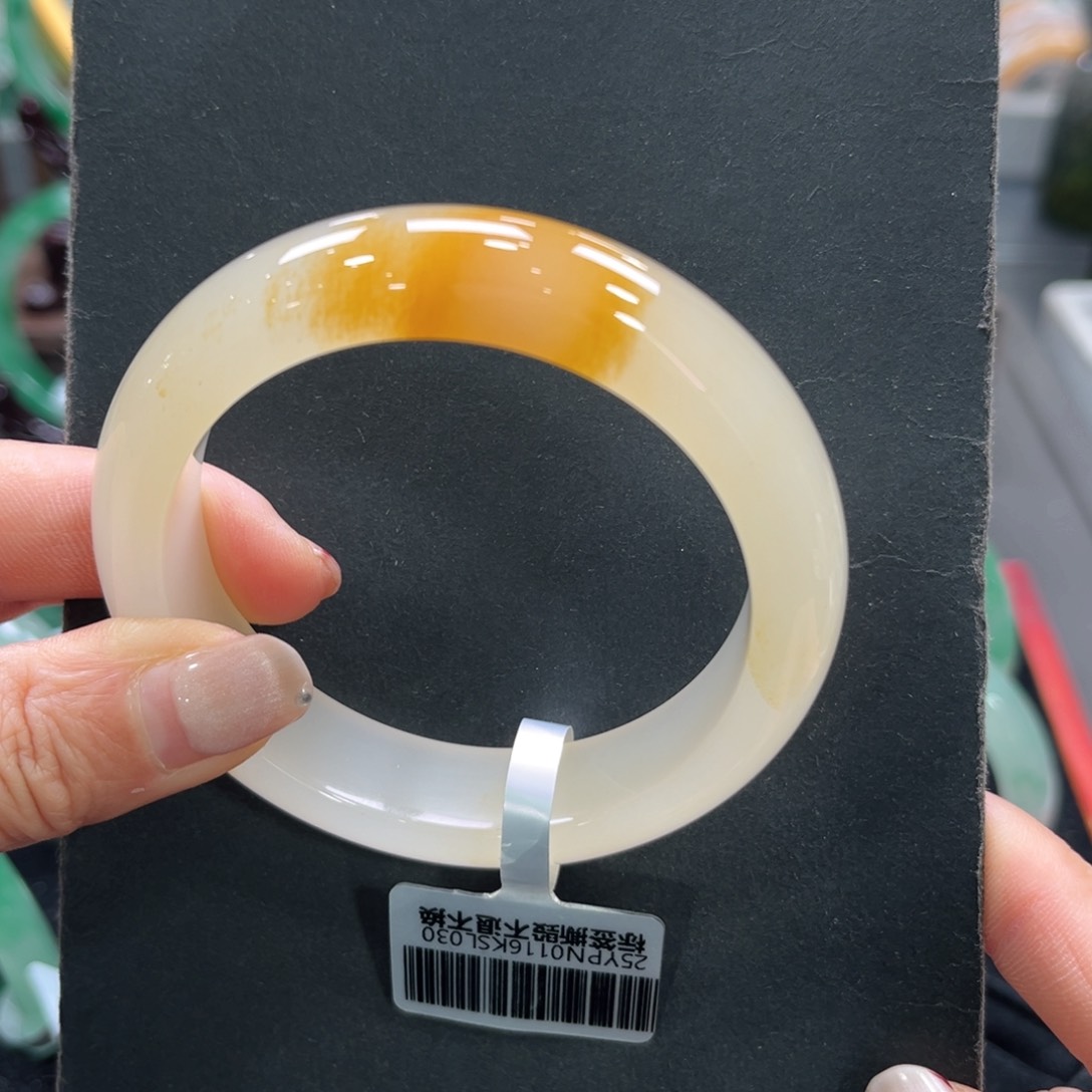 石英质玉手镯未镶嵌➕小玥58