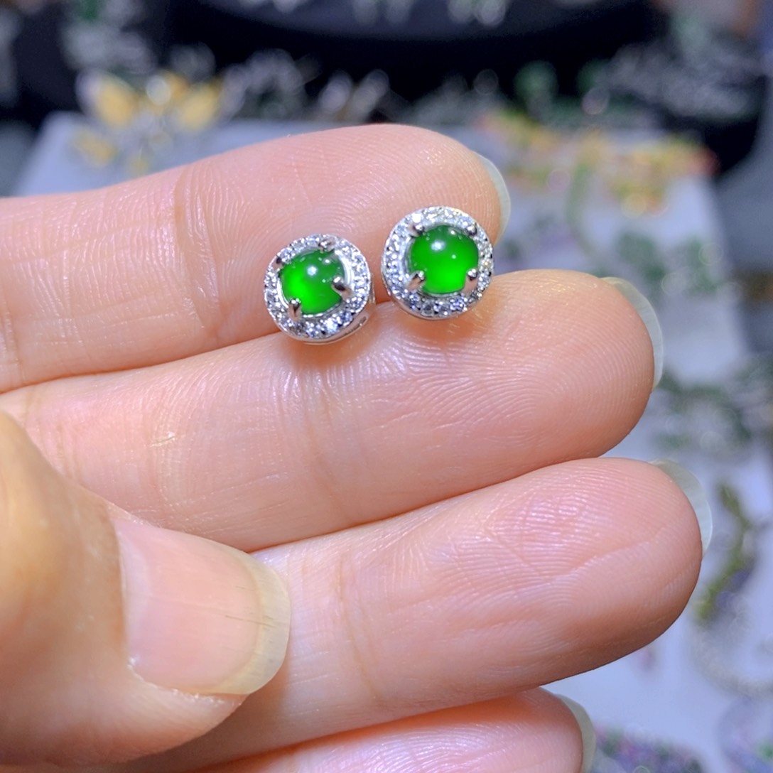 翡翠颈饰银S925镶嵌天然翡翠