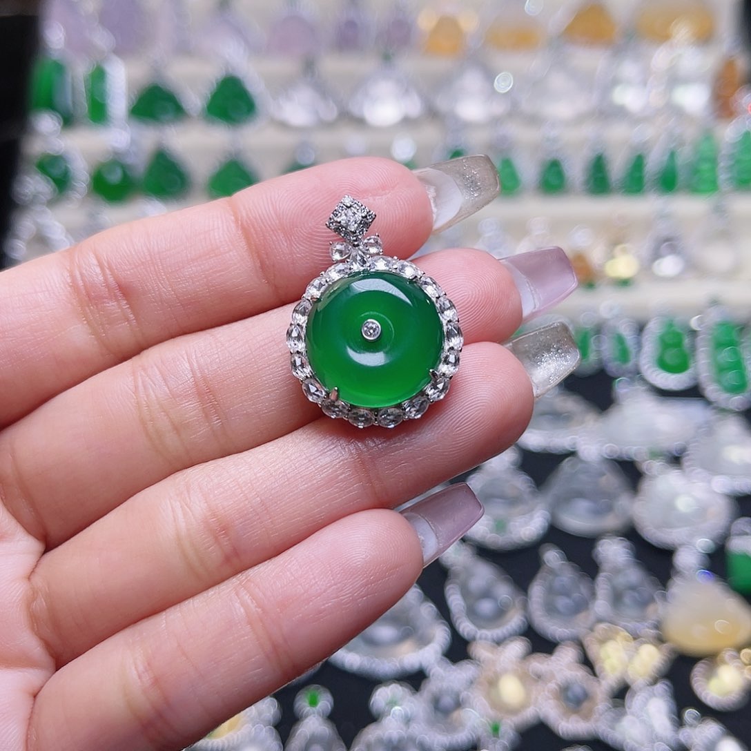 玛瑙/玉髓颈饰银S925镶嵌