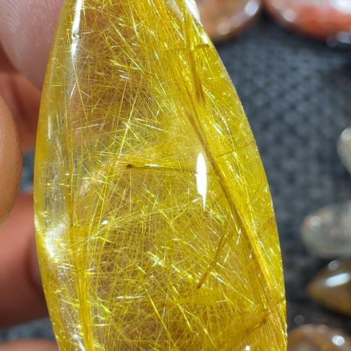 水晶颈饰未镶嵌乔*