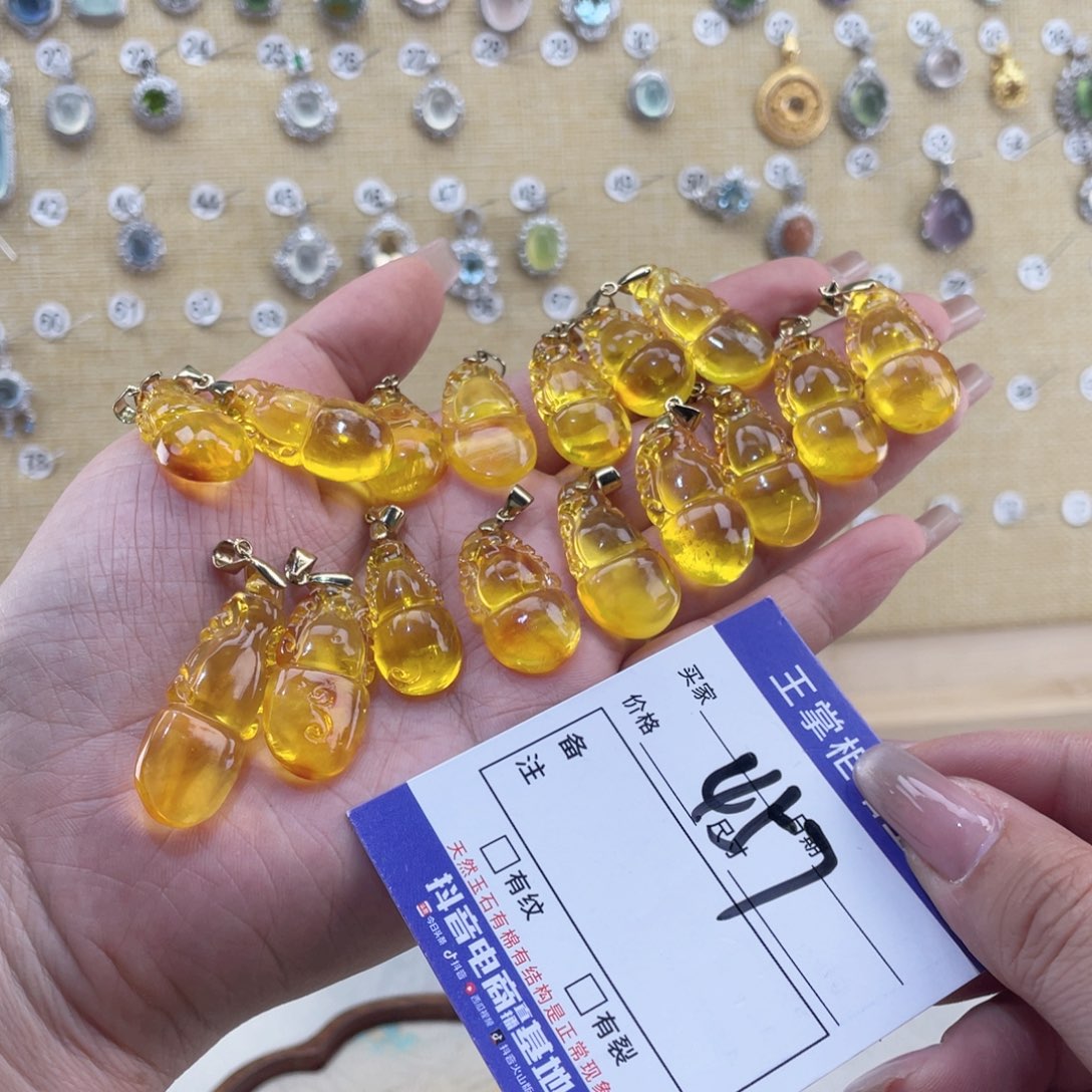 蜜蜡未镶嵌颈饰吊坠吊坠