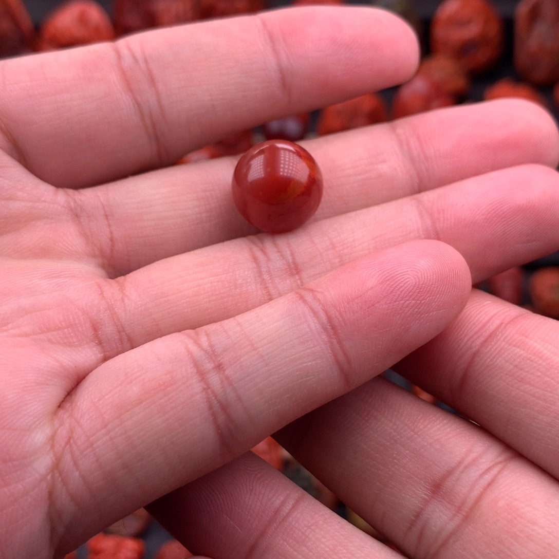 南红玛瑙南红川料原矿圆珠14mm未镶嵌