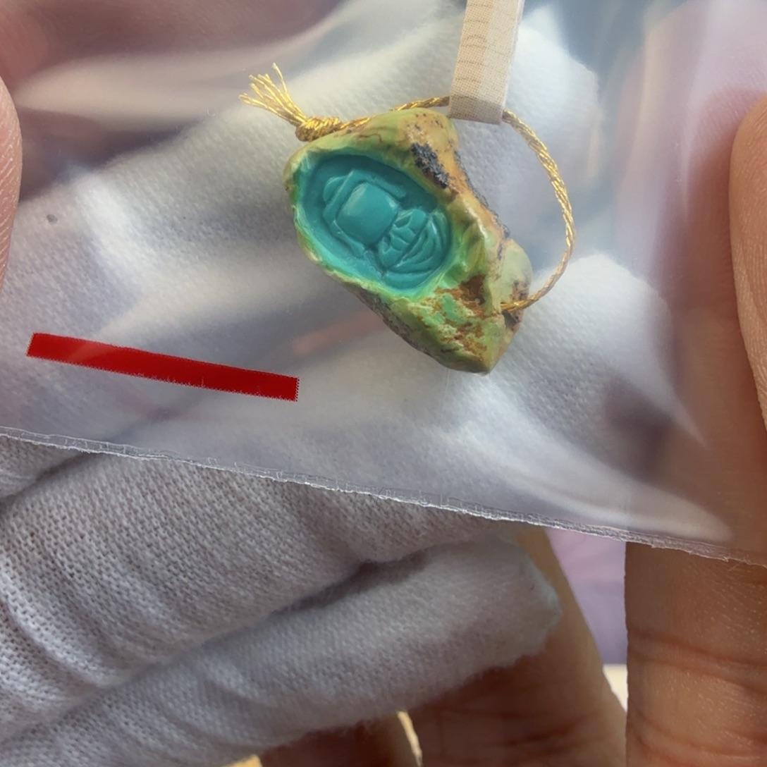 静***年绿松石未镶嵌珠宝奇石