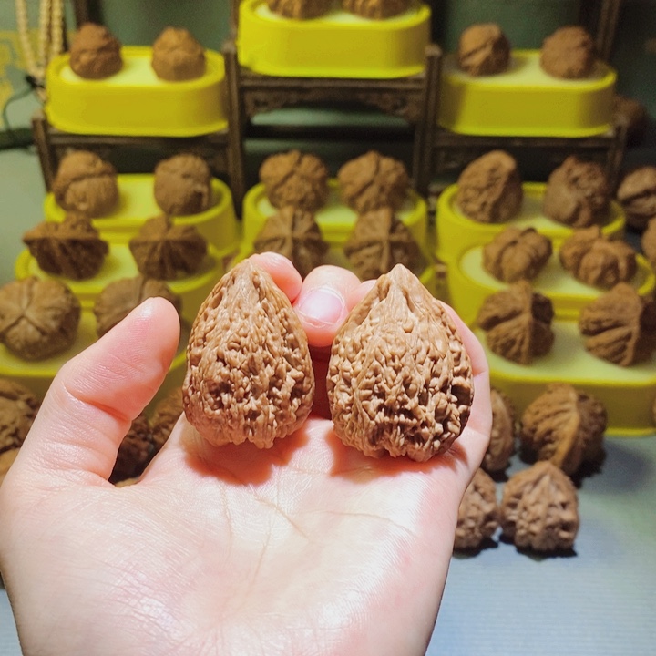 【闪购商品】文玩核桃吊坠塔尖