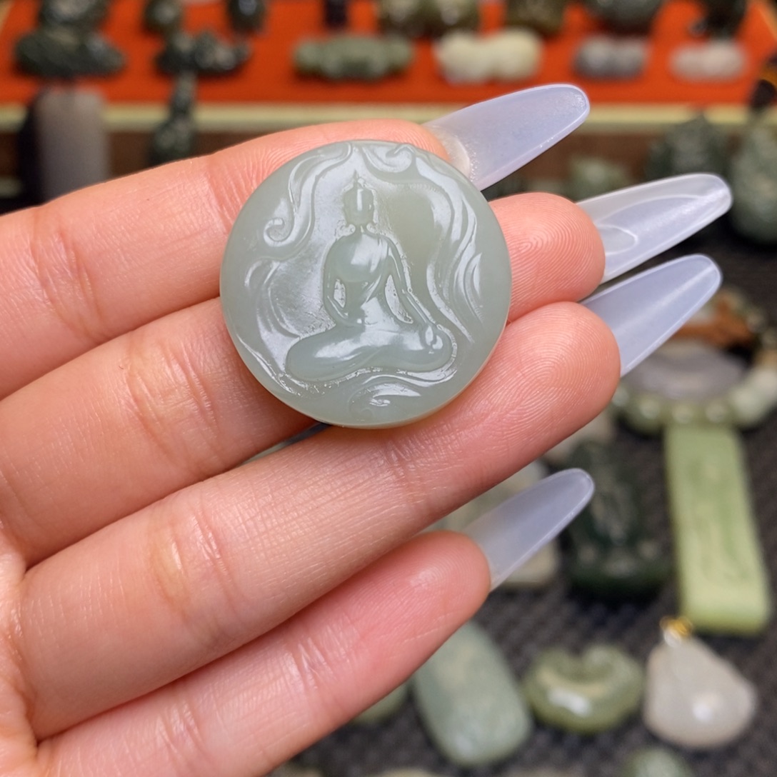 和田玉颈饰未镶嵌