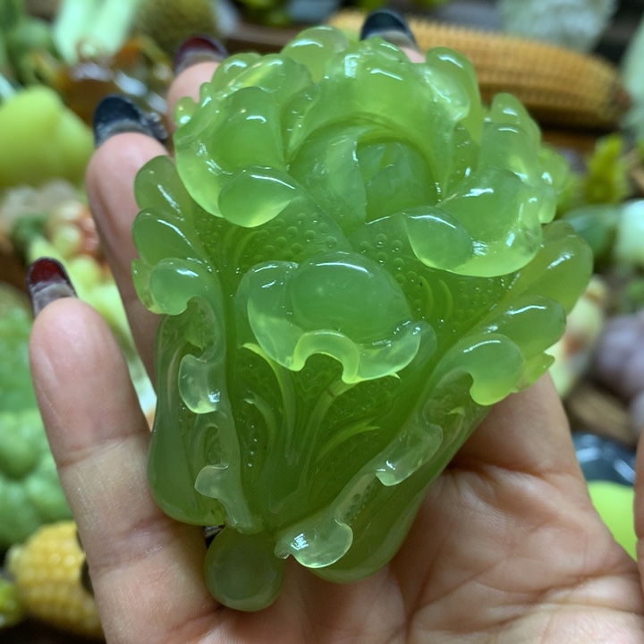 蛇纹石玉手把件未镶嵌