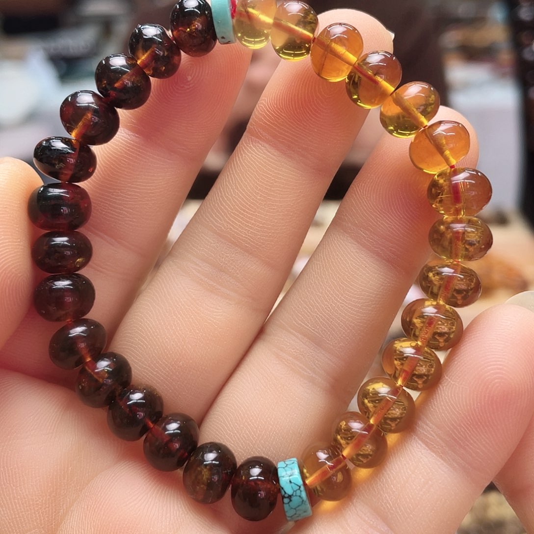 琥珀裸石未镶嵌八