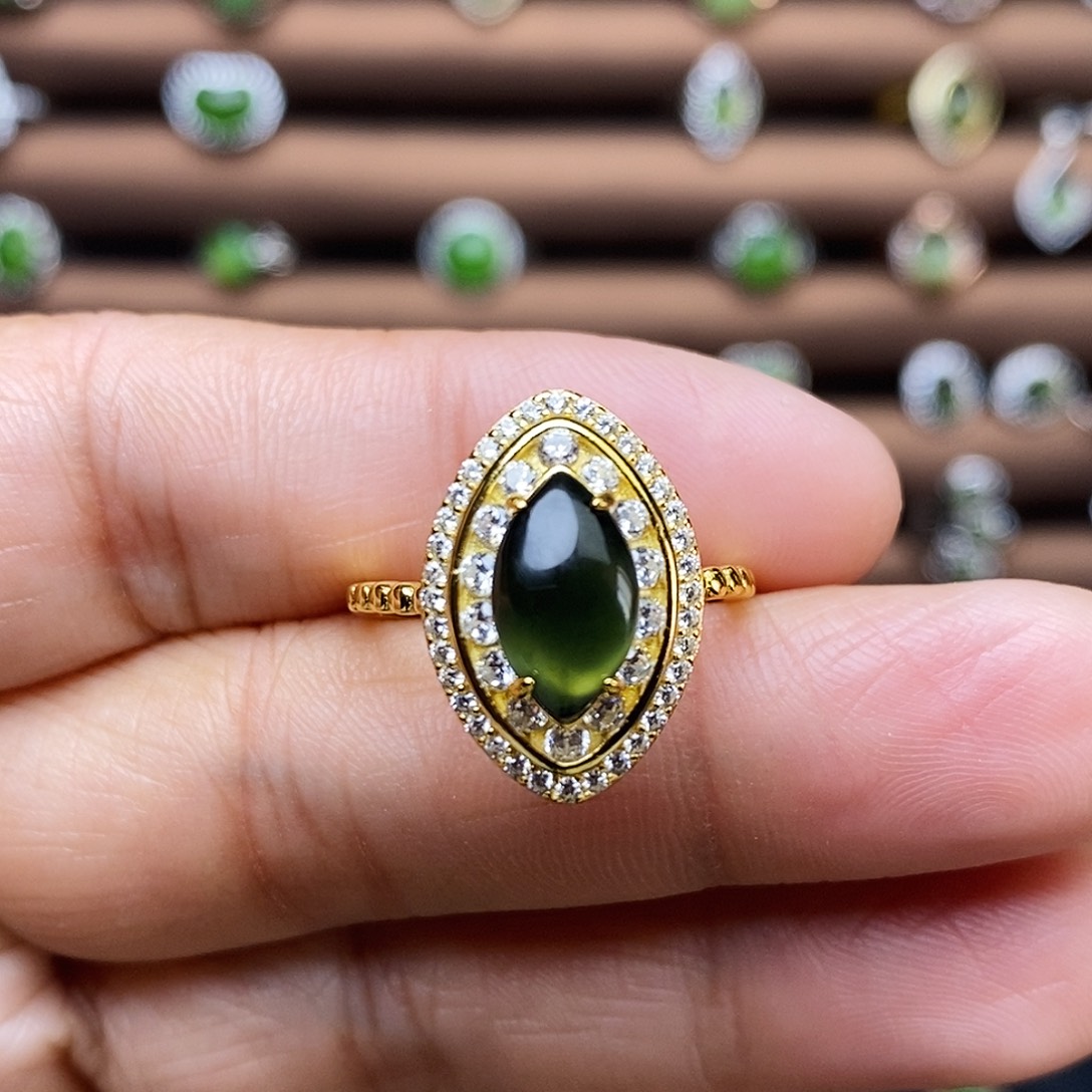 吊坠(不含链)银S925镶嵌和田玉（碧玉）戒指