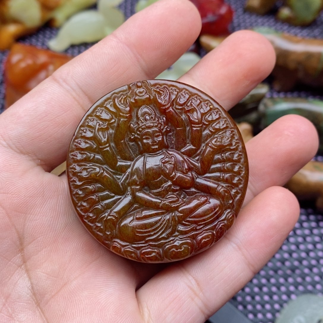 蛇纹石玉颈饰足银镀金镶嵌