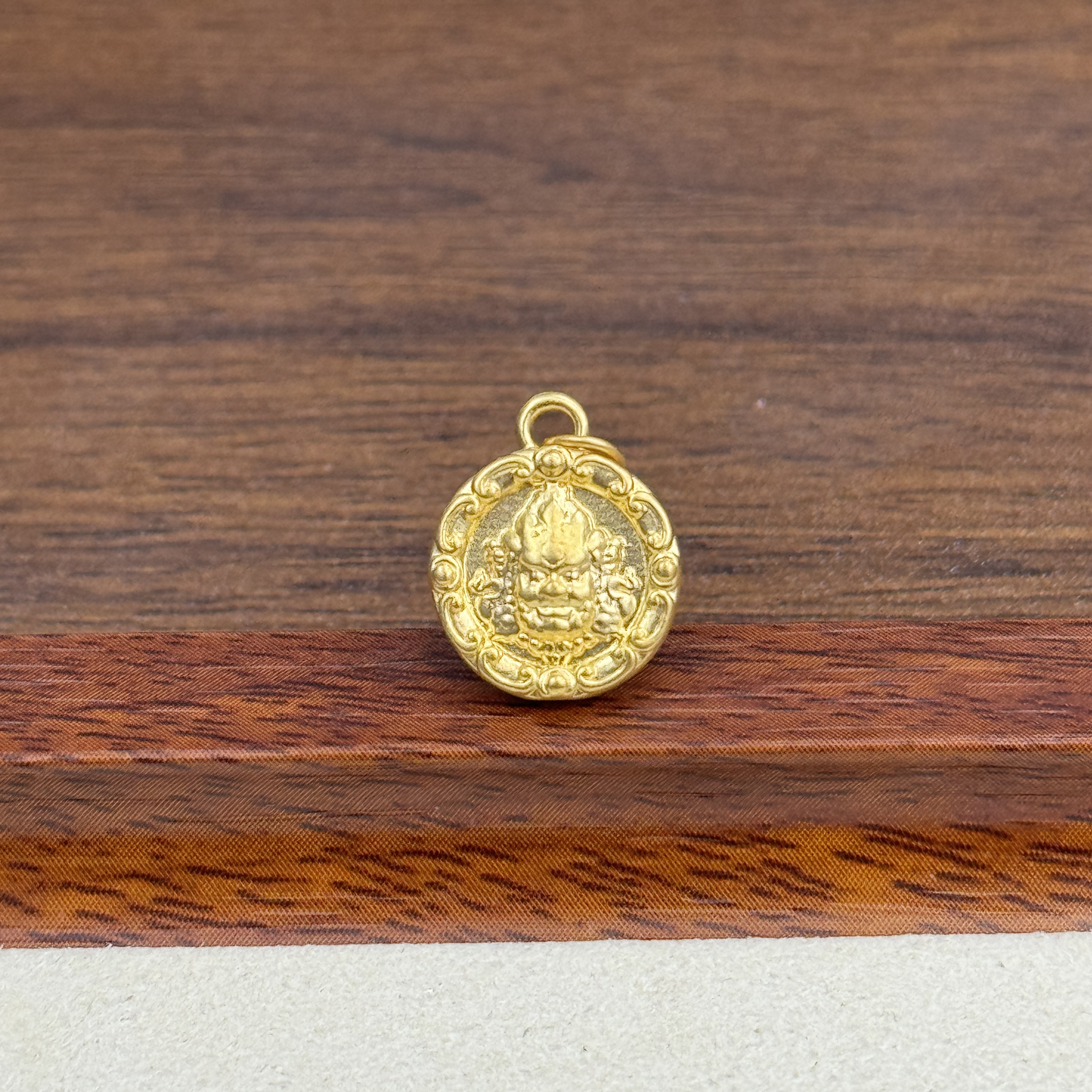 吴芳芳黄金足金999卡12黄财神DP1156-0420