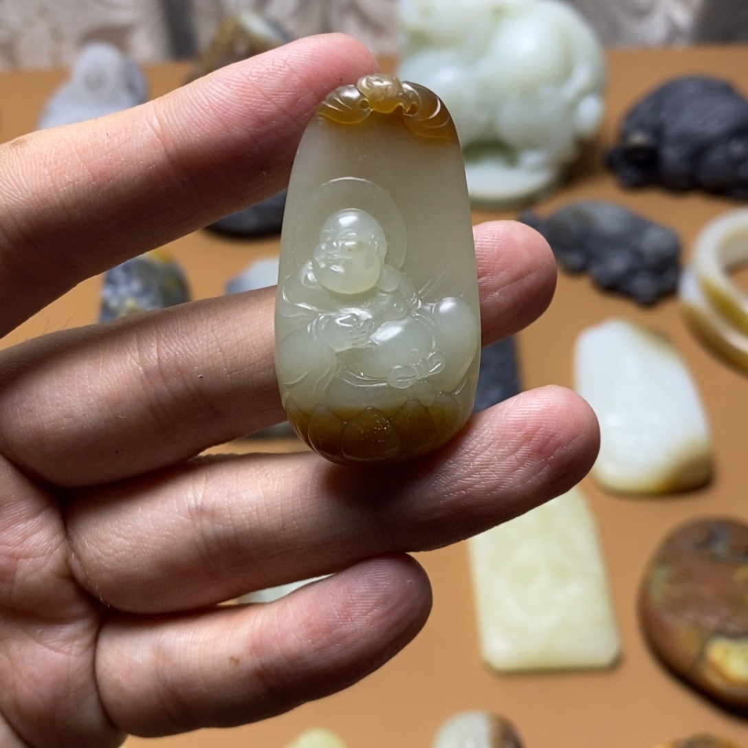 和田玉挂件定制未镶嵌