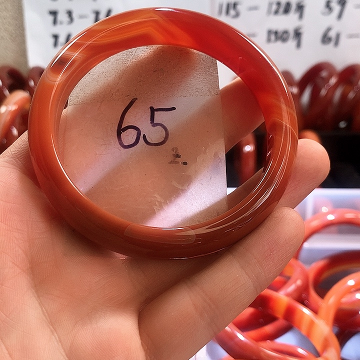 手镯玛瑙/玉髓未镶嵌