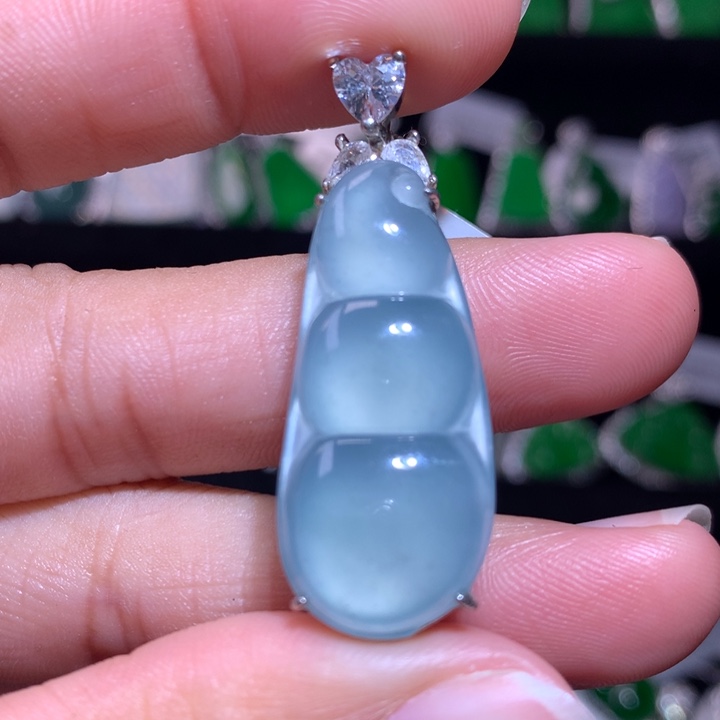 【闪购商品】颈饰银S925镶嵌翡翠