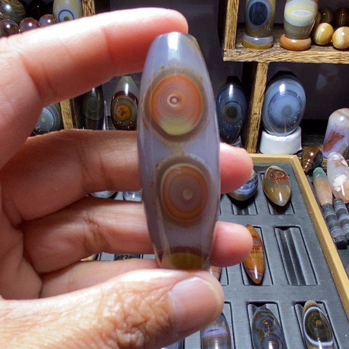 雪***怡玛瑙/玉髓未镶嵌珠宝半成品