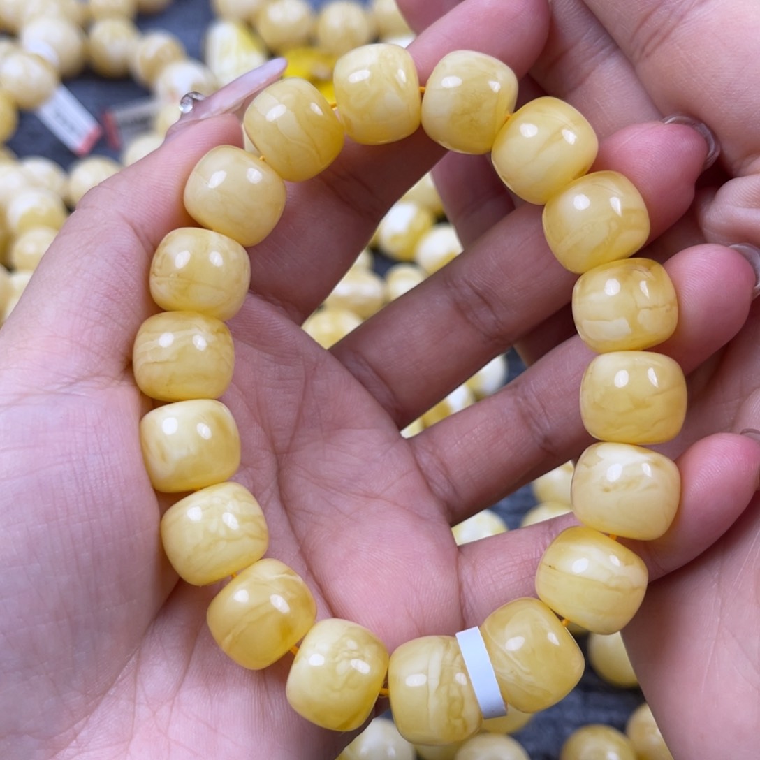 琥珀裸石未镶嵌尺寸14