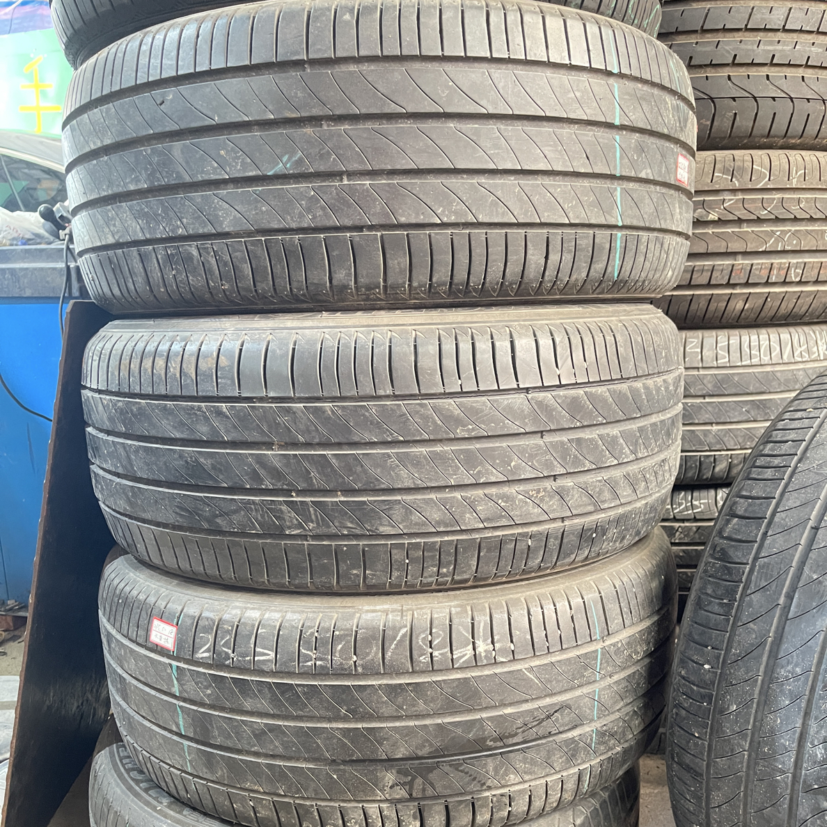 汽车轮胎235/50R18米其林马牌倍耐力普利司通固特异优科豪马韩泰