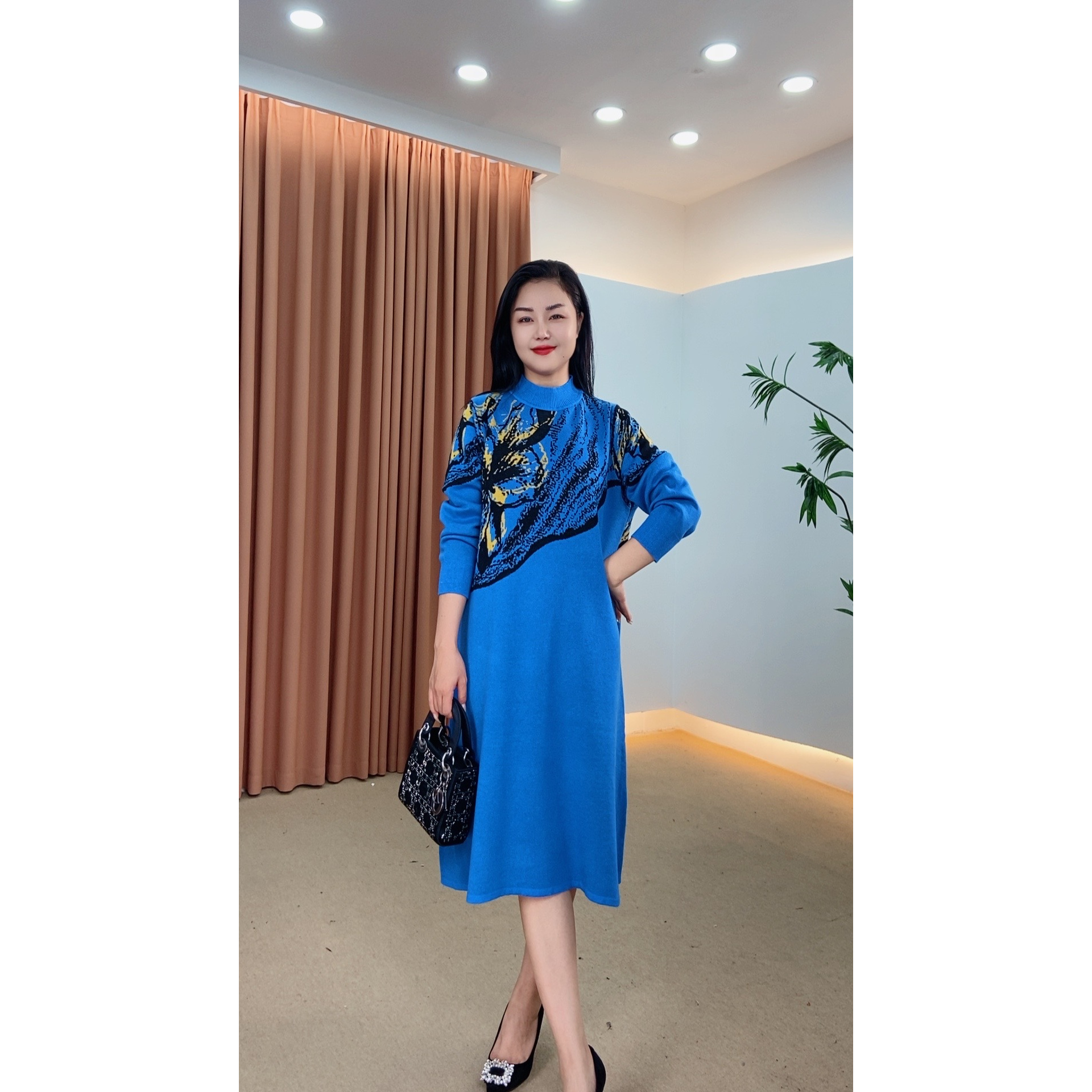 743秋冬季时尚针织提花长袖长款百搭连衣裙显瘦妈妈装