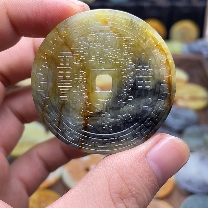 蛇纹石玉挂件合金