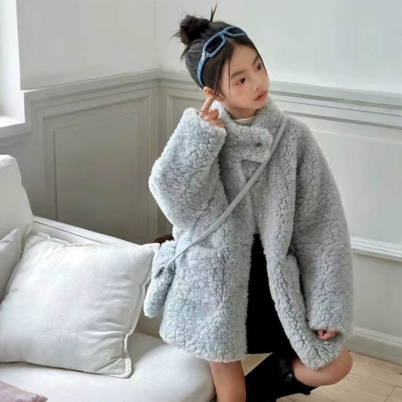 【DZ】【送包包】女童冬季韩系立领保暖外套中大童加厚毛毛衣HCE350