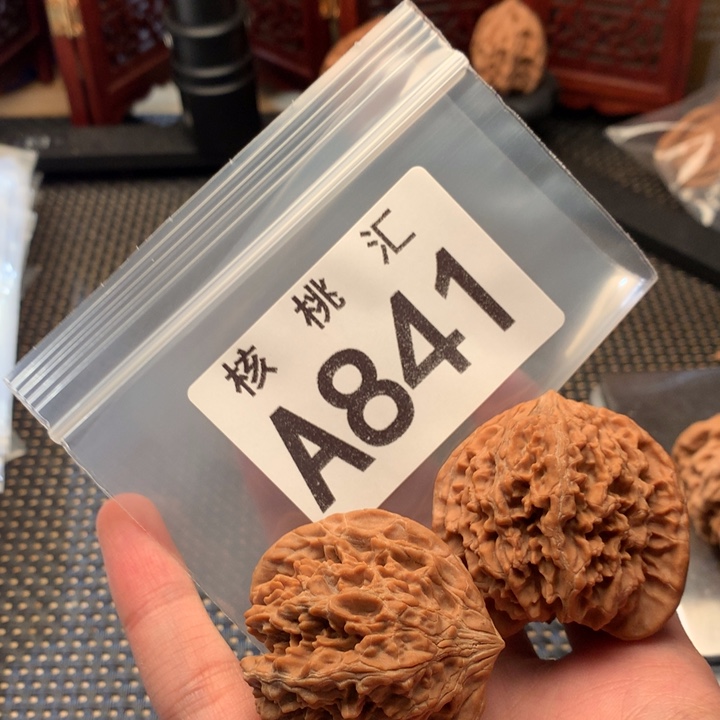 吊坠文玩核桃百花山