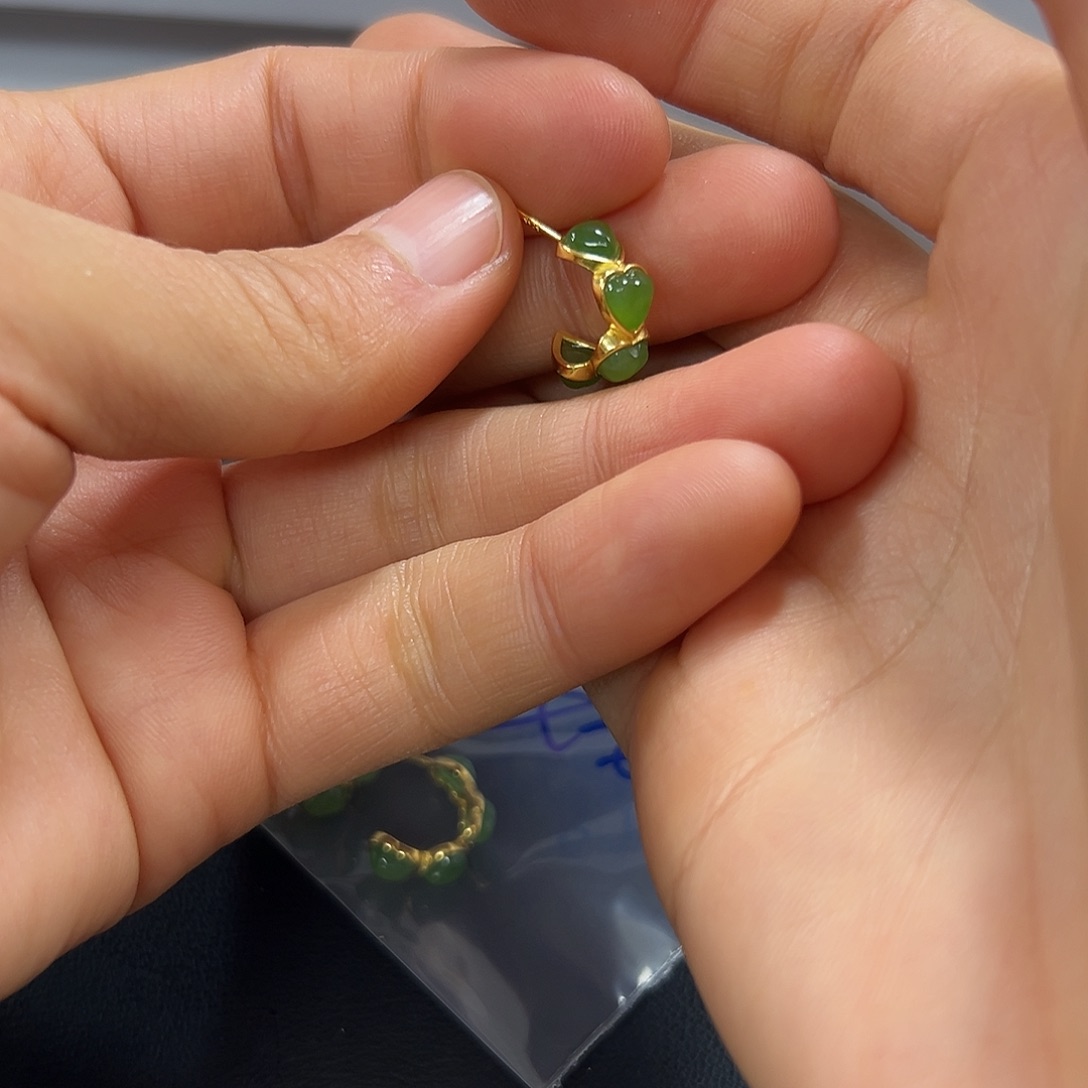 和田玉耳饰颜色多样性发货拍一发一银S925镶嵌虞**姥