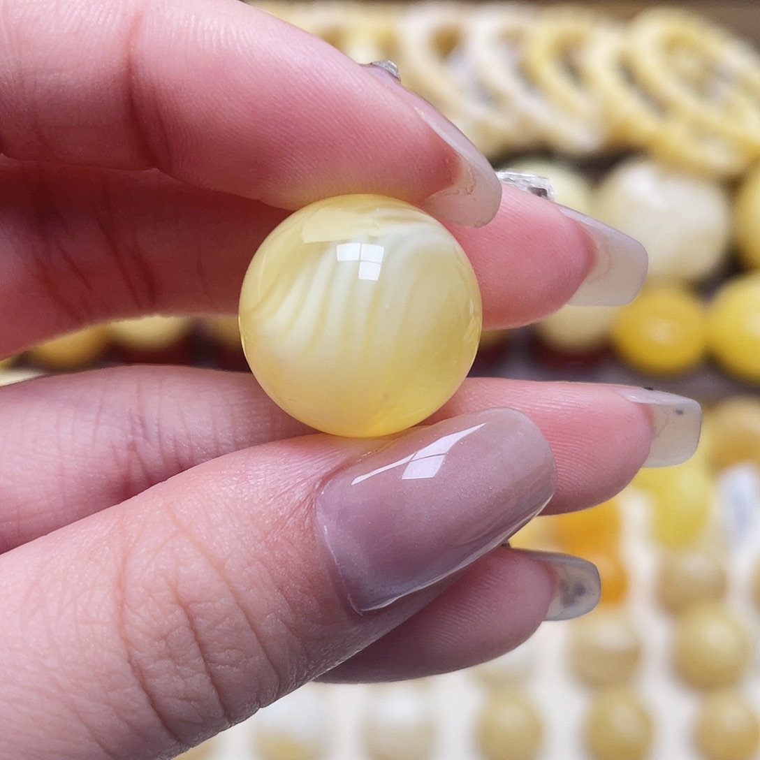 琥珀未镶嵌裸石18.2mm圆珠