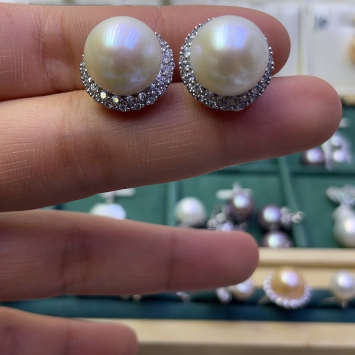 淡水珍珠耳饰合金