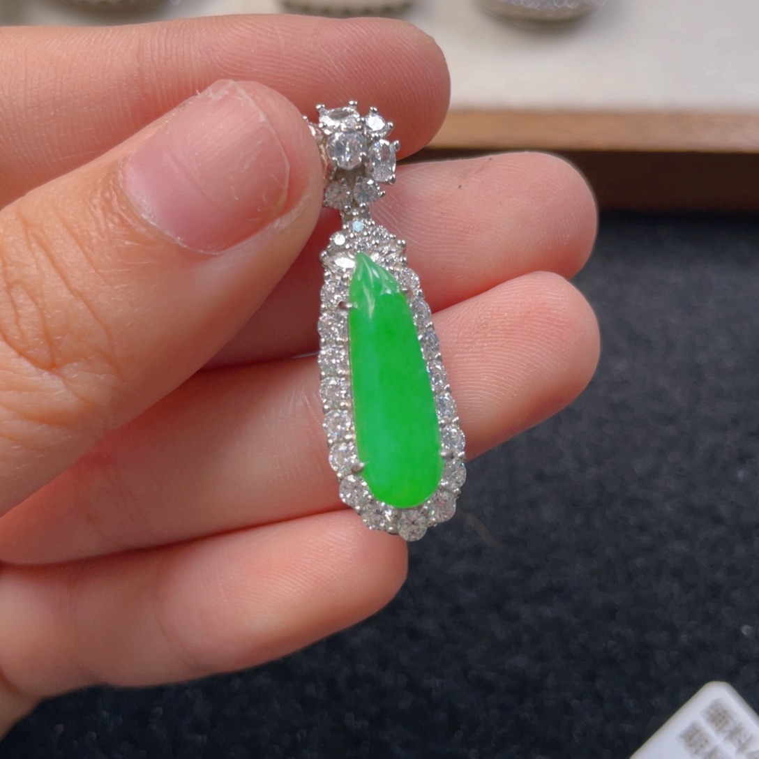 翡翠颈饰银S925镶嵌b b b b b