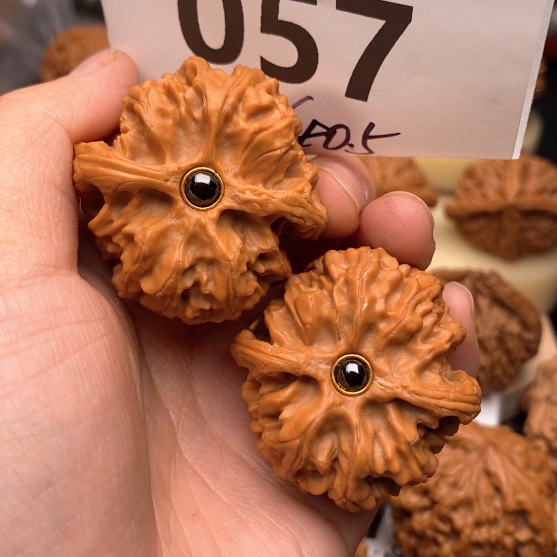 文玩核桃把件057号40.5苹果