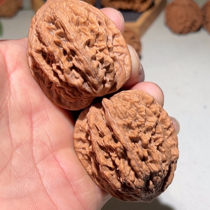 文玩核桃把件48高鸭蛋虎头