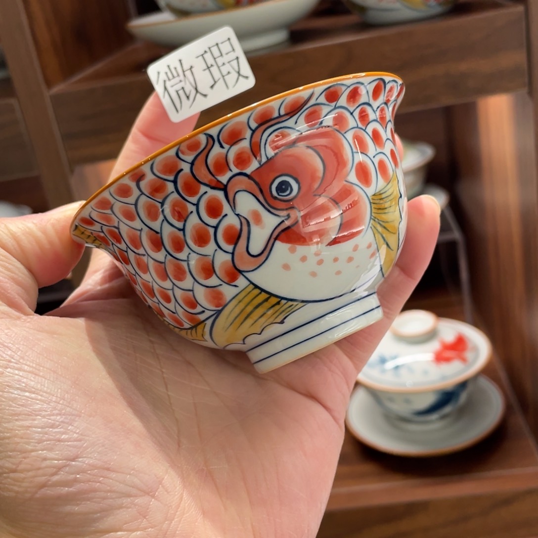 釉下手绘茶具微瑕