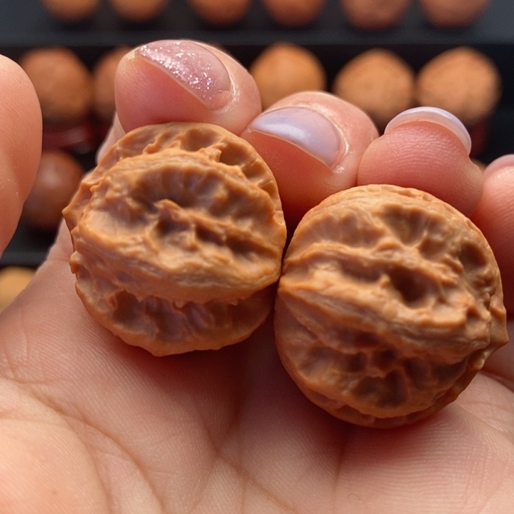 文玩核桃把件精品文玩手捻元