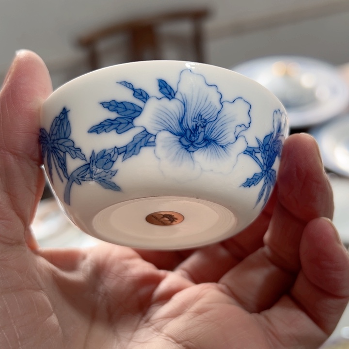 杯手绘大球泥卧足杯