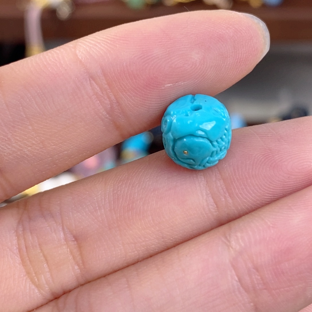 绿松石未镶嵌。鲸落珠