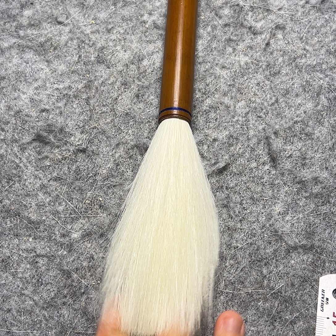 羊1只 出锋11.5  口径1.5 微瑕笔杆只能清水试