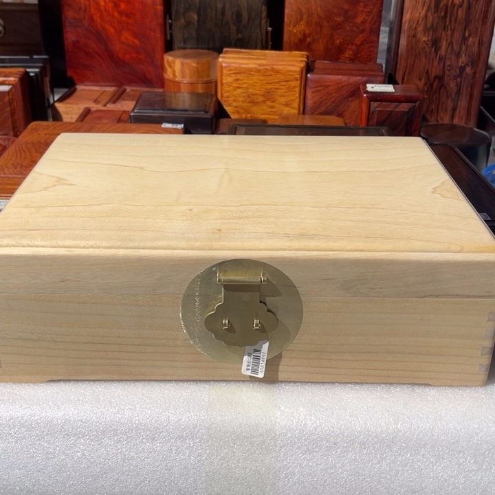 活动后价格香樟木箱子34*24*10