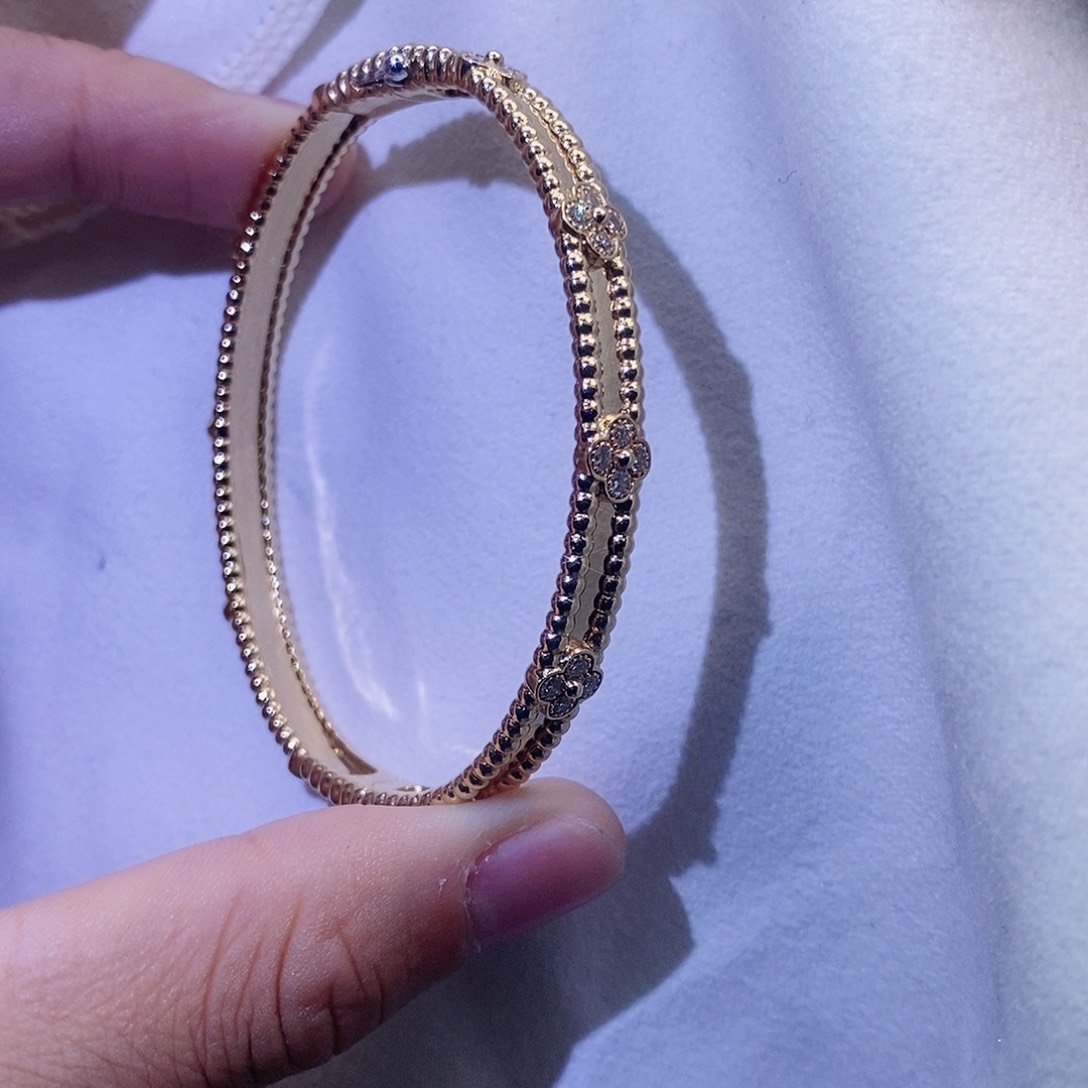 钻石手镯18K金镶嵌脑****万花筒手镯k黄