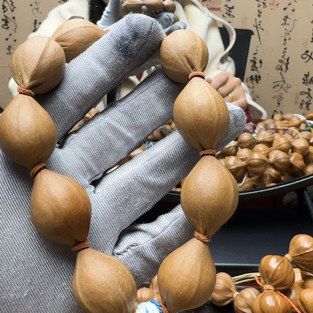 手串橄榄核德庆王