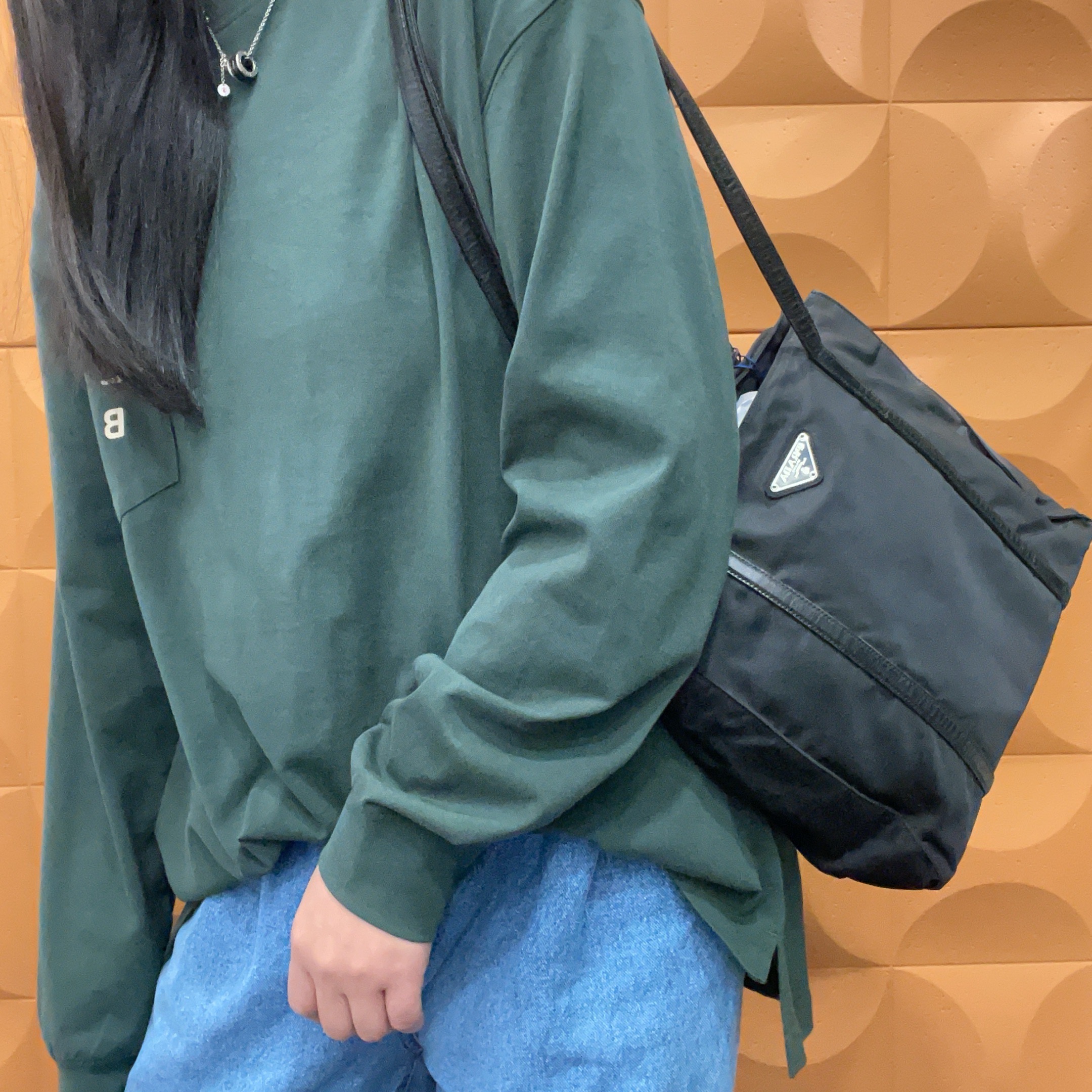 95新 Prada/普拉达 【KK】 77 1124 黑色降落伞单肩包