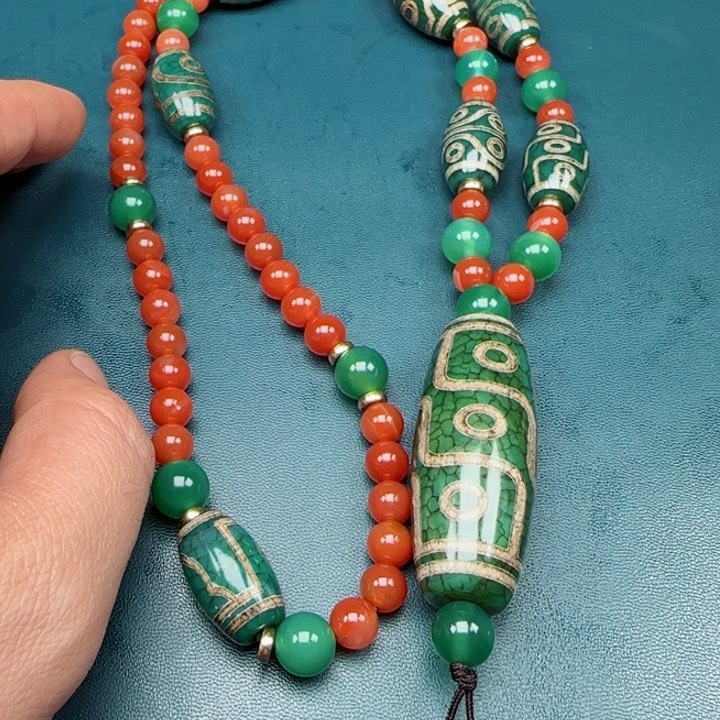 玛瑙/玉髓颈饰未镶嵌