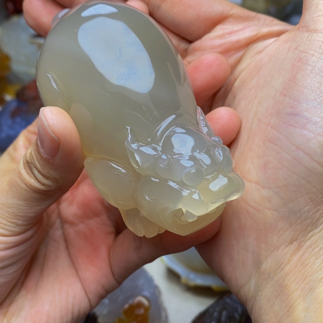 玛瑙/玉髓手把件未镶嵌